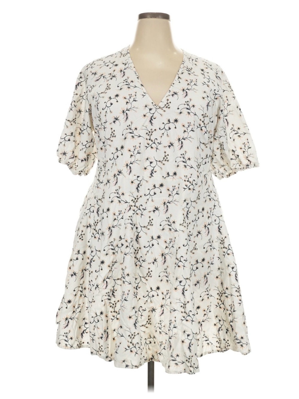 Universal Thread Cream Floral V-Neck A-Line Dress